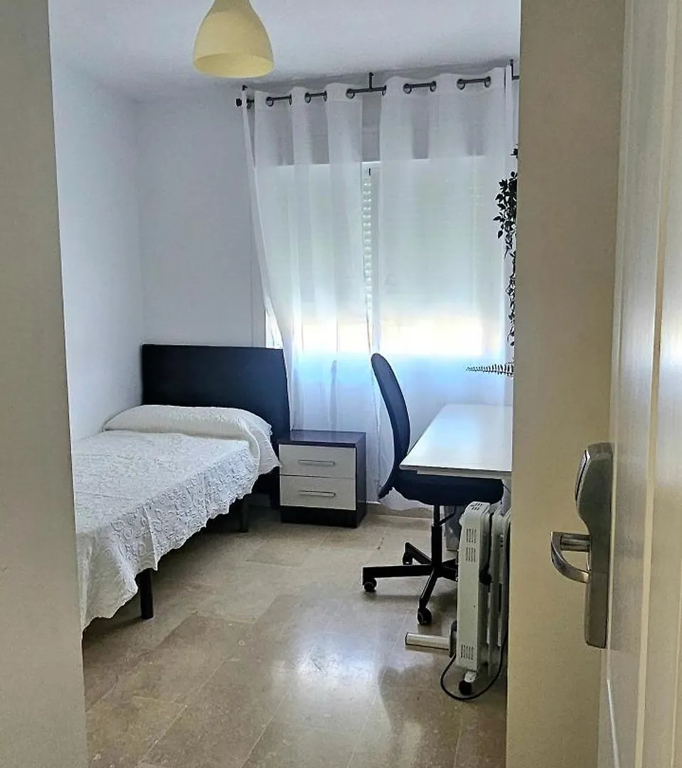 公寓 马拉加主教大学旅舍公寓