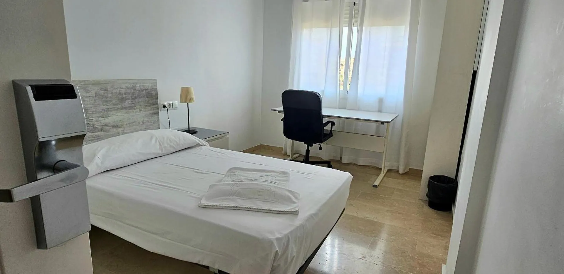 Hostel Residencia Alfil Малага Апартаменты
