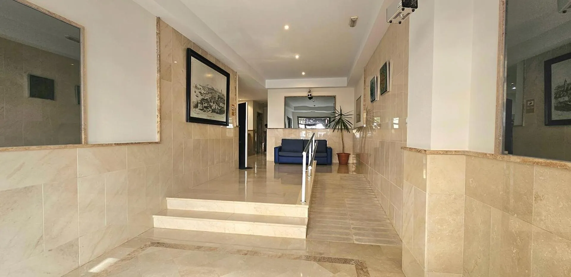 Апартаменты Hostel Residencia Alfil Малага Испания
