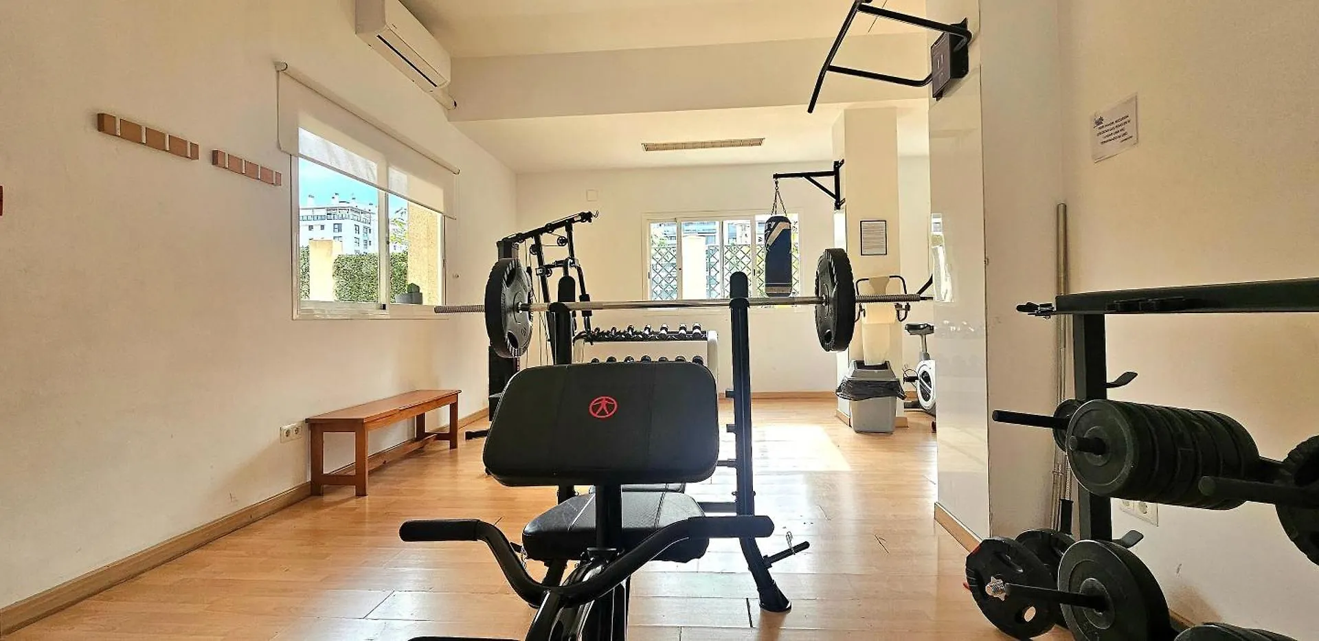 Apartment Hostel Residencia Alfil Malaga