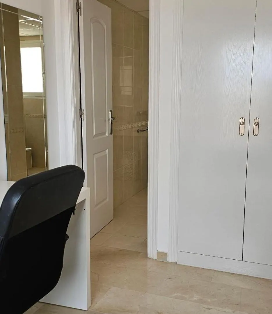 Apartment Hostel Residencia Alfil Malaga