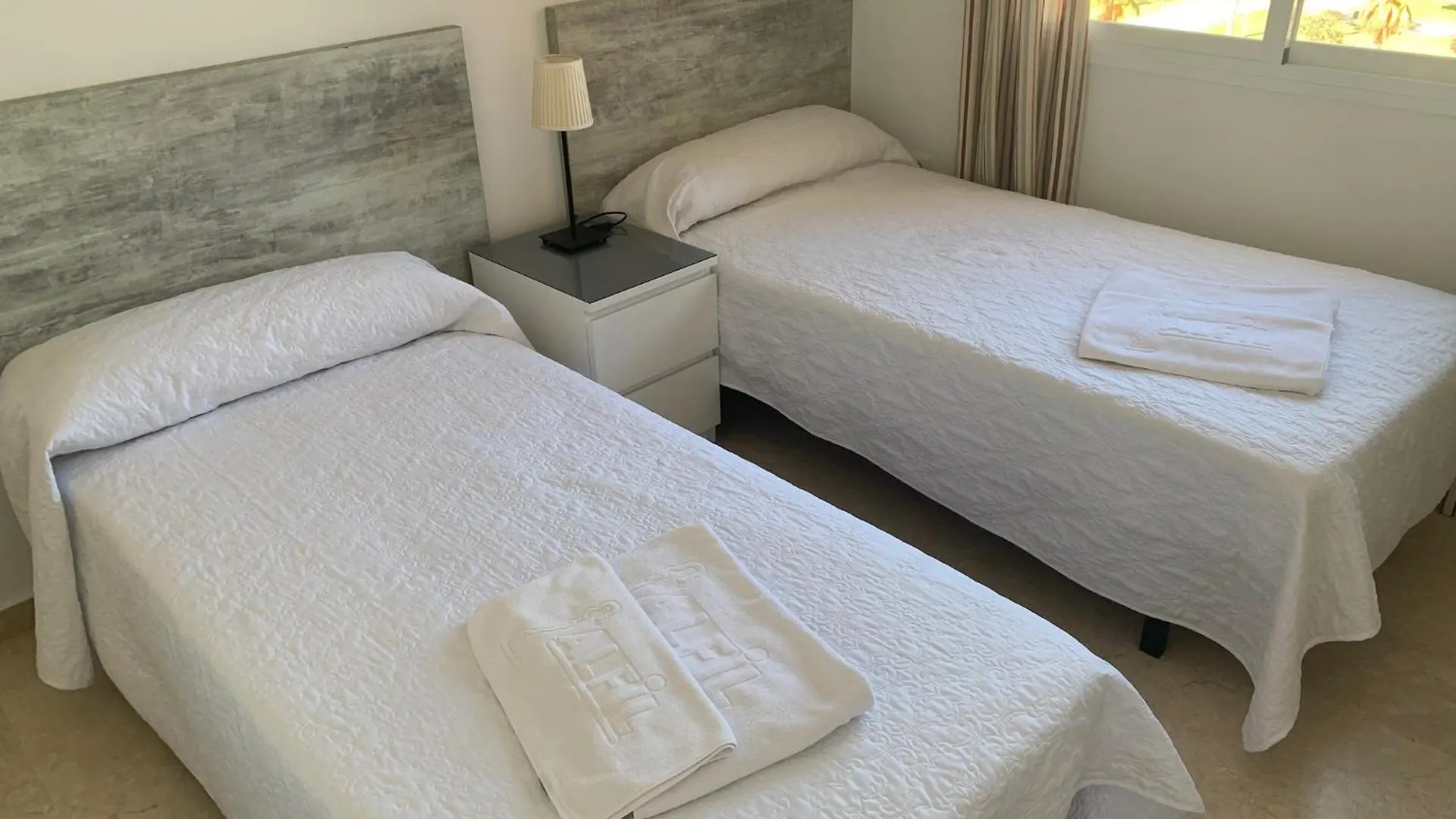 Apartment Hostel Residencia Alfil Malaga Spain